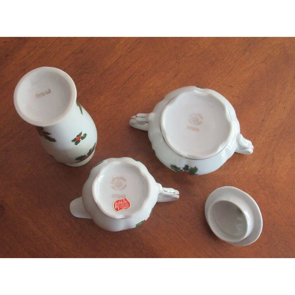 Lefton China Christmas Holly Berry Sugar Bowl Lidded Creamer Bud Vase Japan